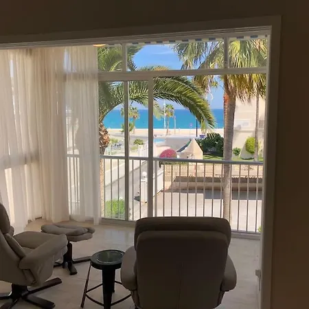 Met Zicht Op Zee, Op 40 Meter. * El Albir